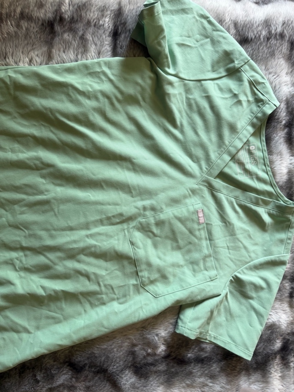 Figs Jade Green One Pocket Scrub Top Size Large